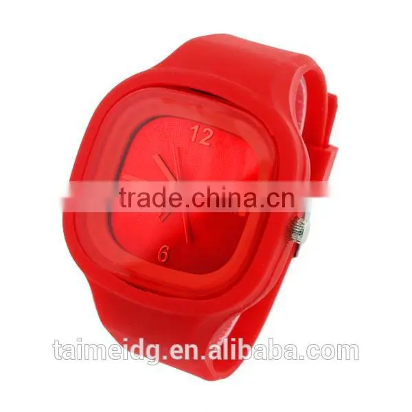 Outstanding design wrist watch rubber strap quartz