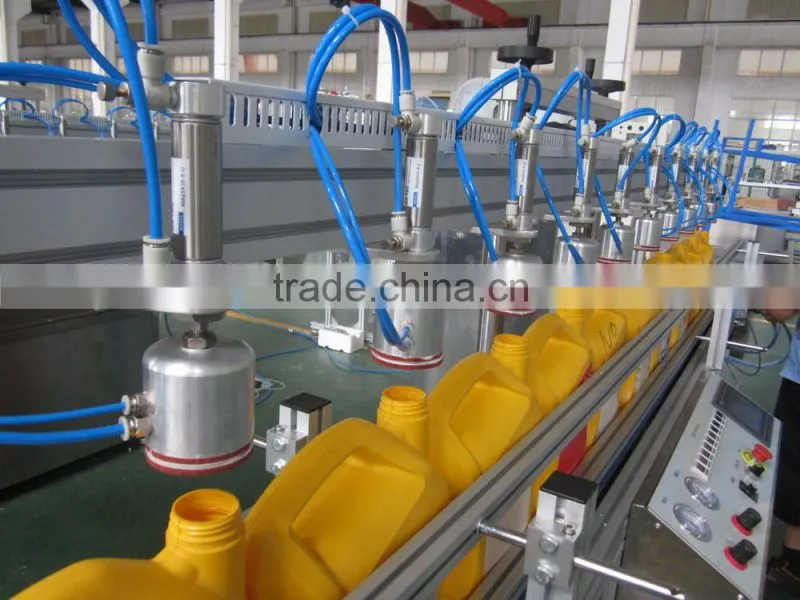 Automatic machine water leak detector