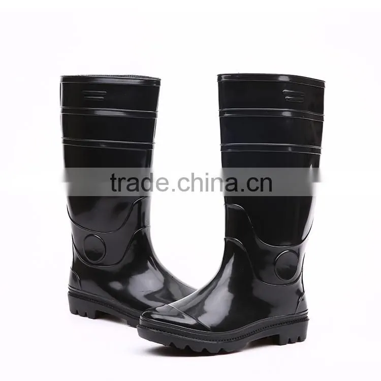 2016 Hot selling cheap black pvc rain boots without steel toe, cheap plastic pvc rain boots