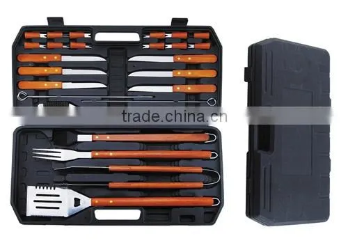 25pcs Wood Handle BBQ Tool Set With Plastic Suitcase