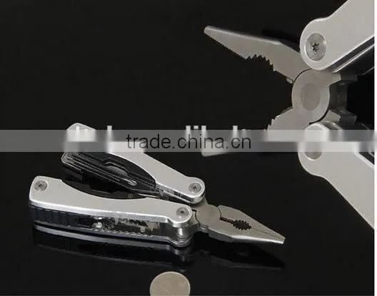 OEM Multifunctional survival pliers camping tools