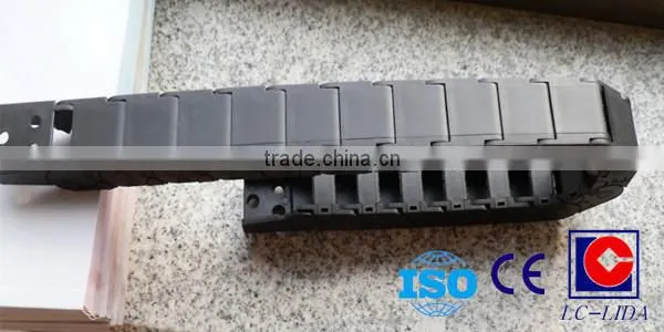 Semiclosed Type and PA66 Material Cable Carrier
