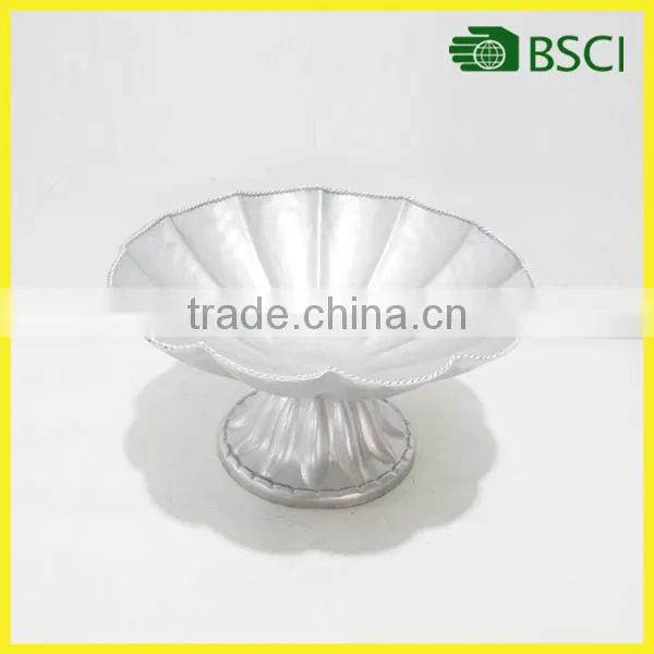 Metal Fruit Holder White Arts Metal HandicraftCrafts Collection