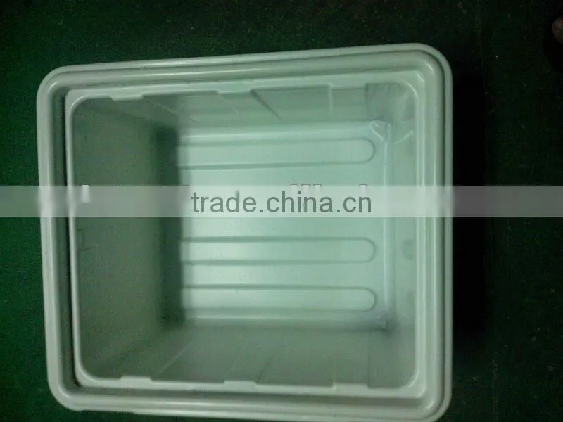 Hot forming vacuum suction plastic water container