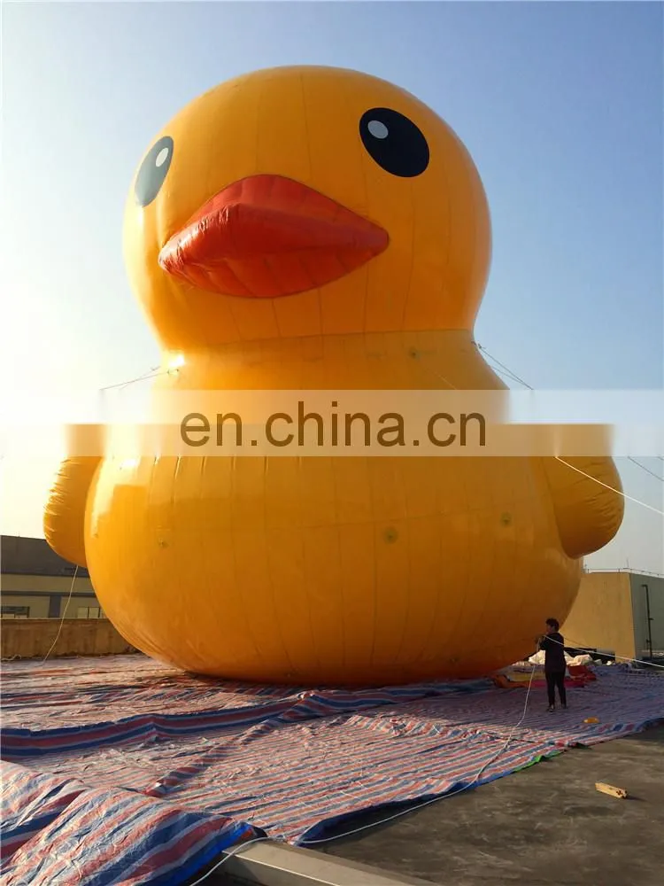 0.6mm PVC giant water inflatable duck float yellow in 46ft