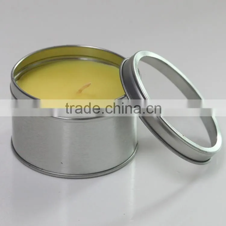 Metal tin candle with metal lid