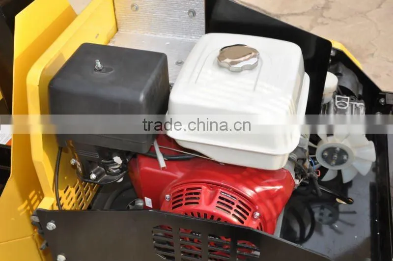 mini rollers,vibratory,ride-on double drum road compactor,Japan engine and bearing 9HP,CE certification