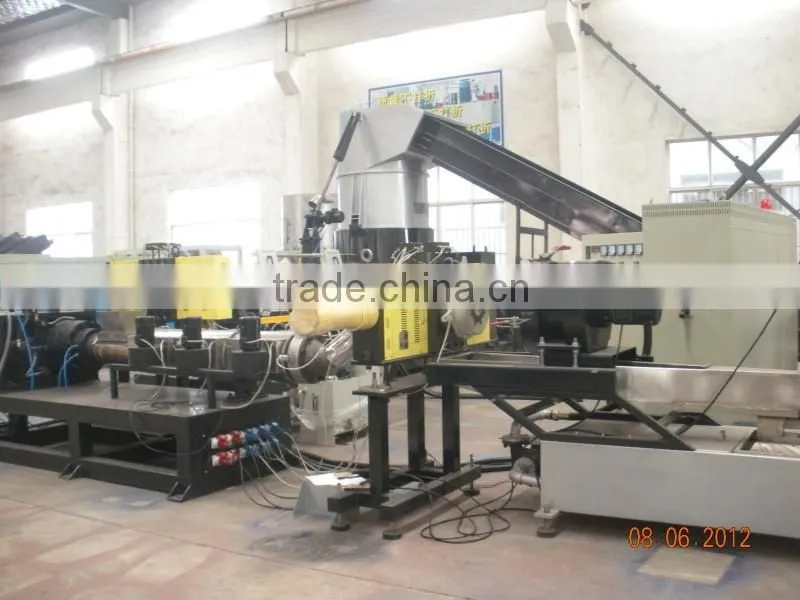 Plastic granule extruder