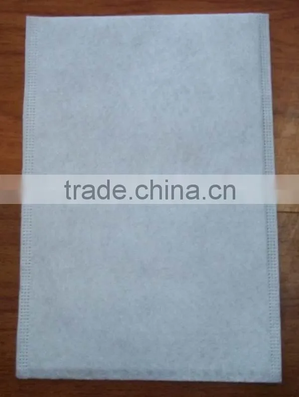 Disposable nonwoven gloves