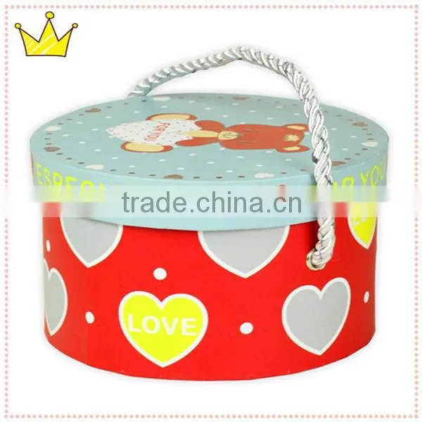 Exquisite Bear With String Gift Box