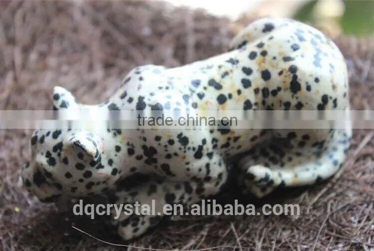 hand carved funny dot stone crystal leopard animals figurine