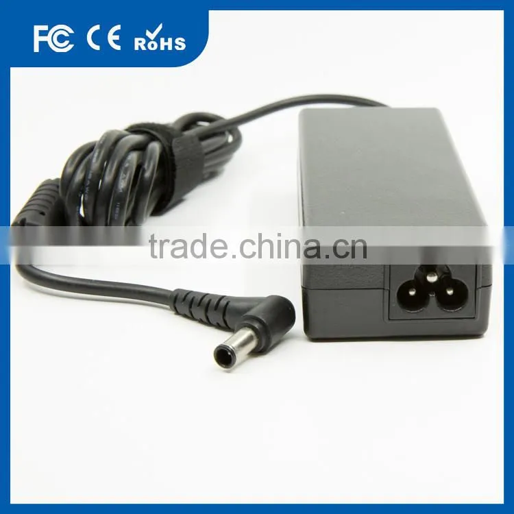 6.4x4.4MM 75W 19V 3.9A Multiple Laptop Charger with CE