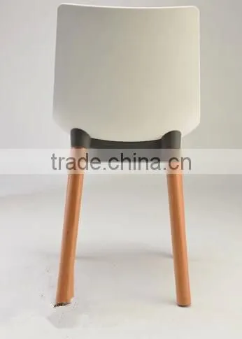 High Quality New Design Plastic Wooden Legs Chair Wholesale