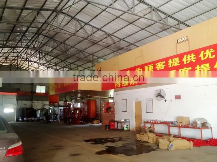 Fire fighting fire jet spray nozzle
