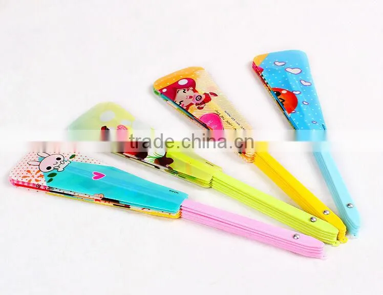 The nice and fashion design folding fan