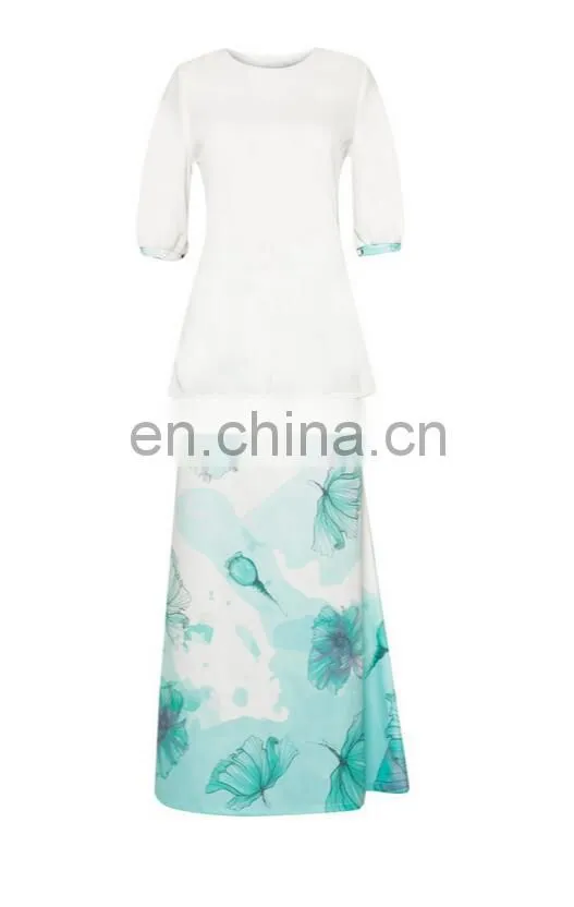 New arrival White fashion Dress digital printing Women Muslimah clothing