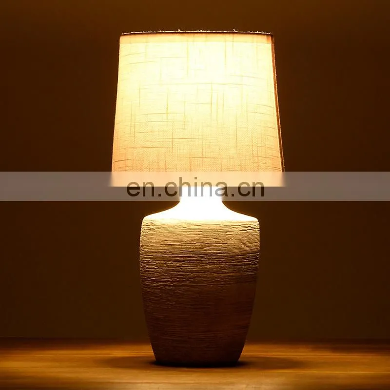 Antique home decorative ceramic table light and desk lamp for indoor room