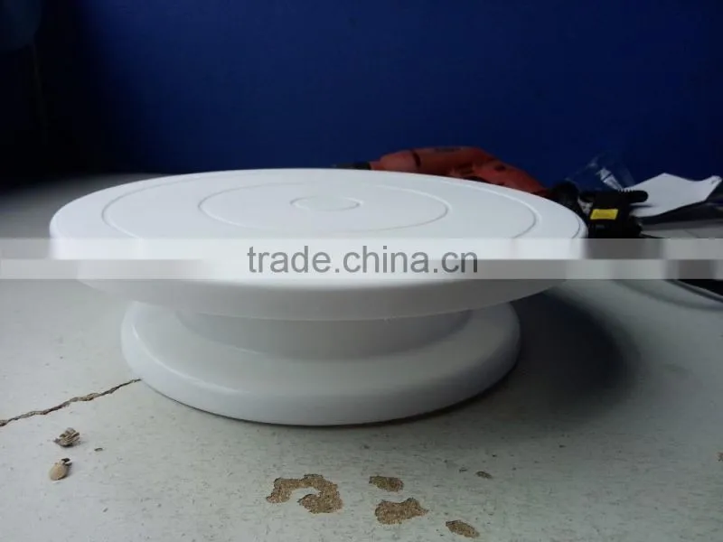11" Plastic cake decorating turntable