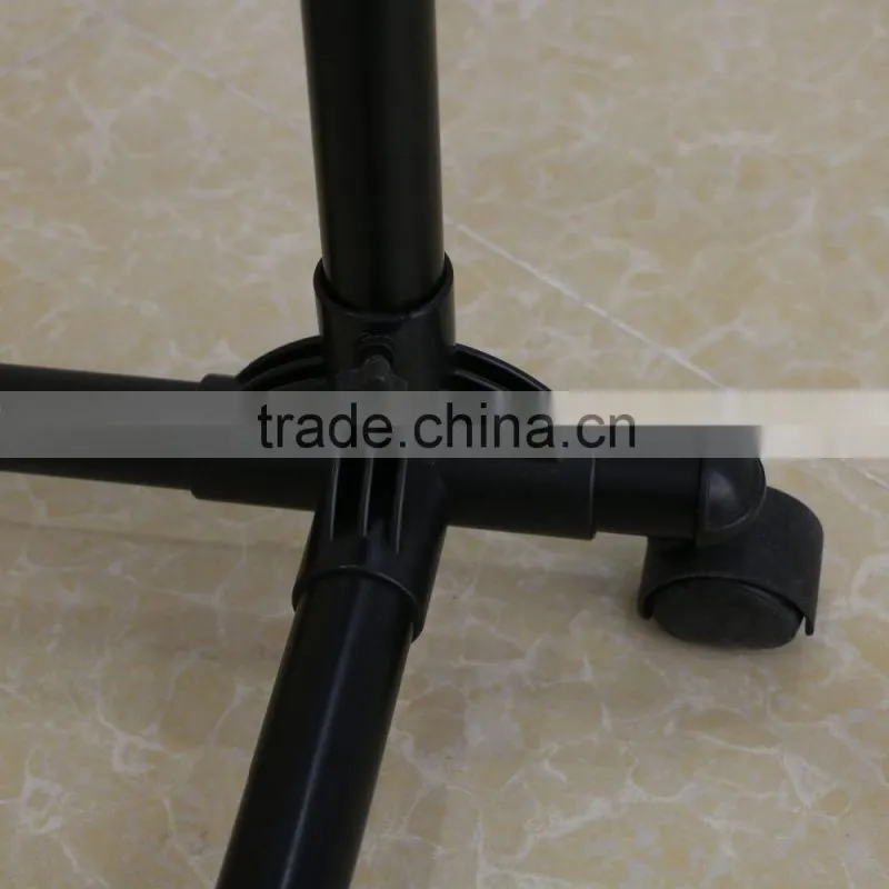 Adjustable metal display hanging rack with wheels