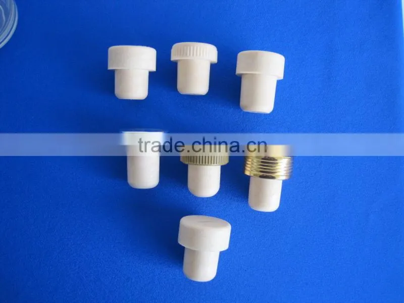 750ml Glass water bottles with synthetic cork