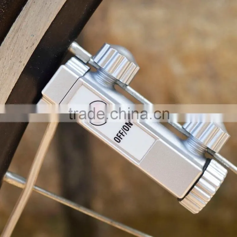 spoke light