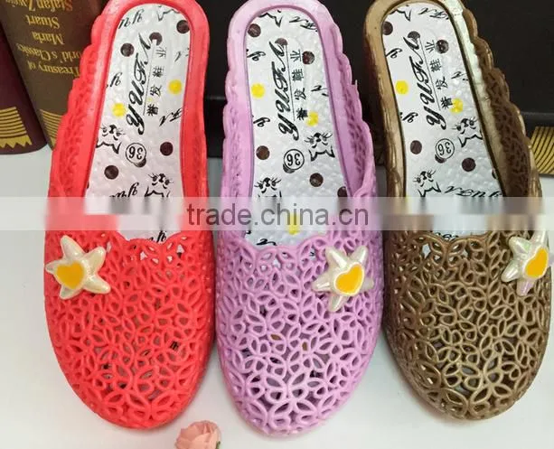 Flying plastic shoe decoration buckle flower accessories