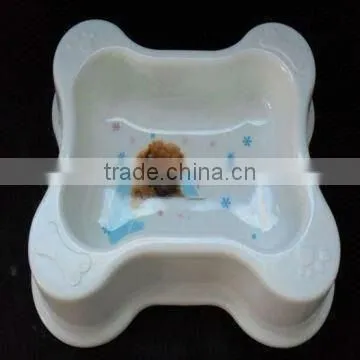 Dog bow made of melamine