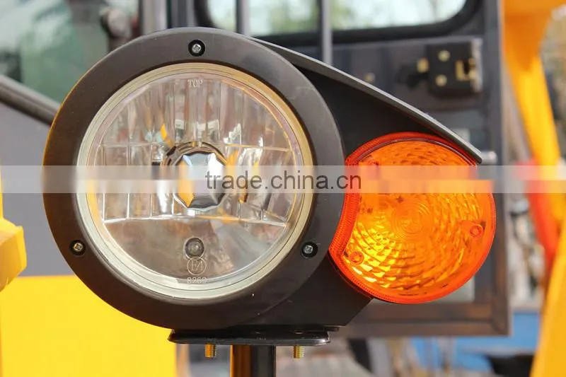 2.5 ton 4WD Farm Tractor Well Made in Qingzhou China with CE &ISO