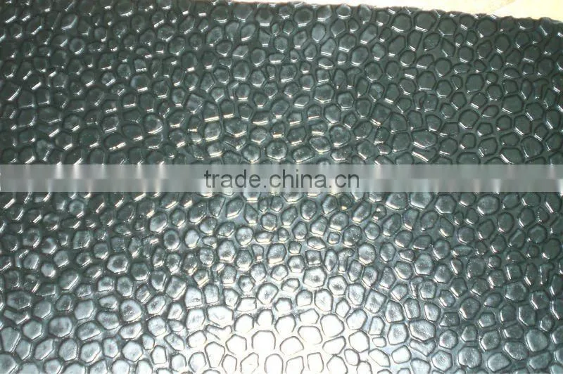 4' X 6' 17mm thick bubble top design rubber horse mat