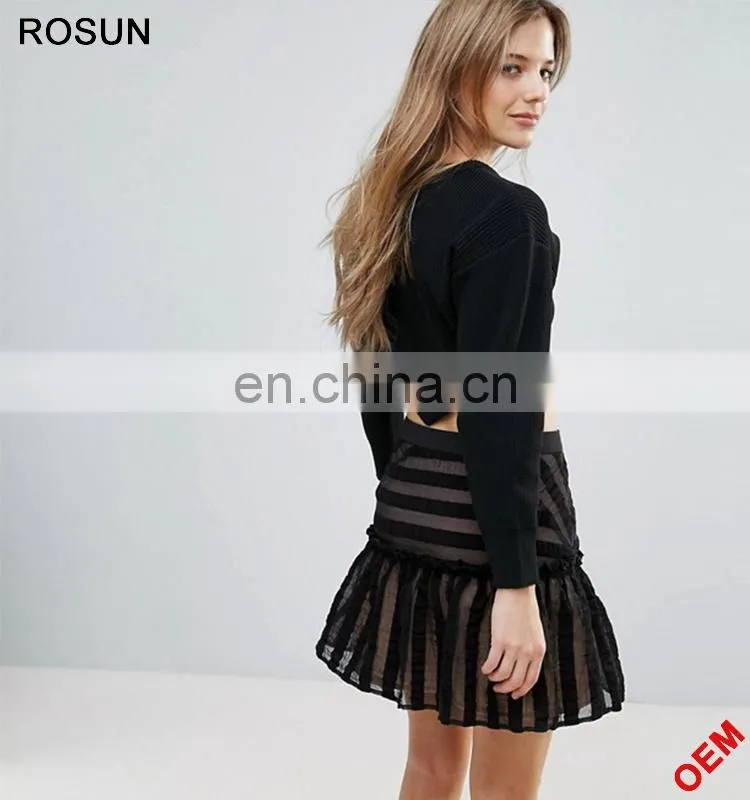 Factory Nylon blend Scallop Hem Knit Crop Sweater