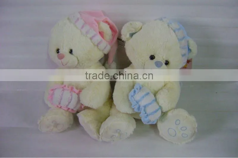 cheap and nice white plush valentine teddy bear toys with green wings
