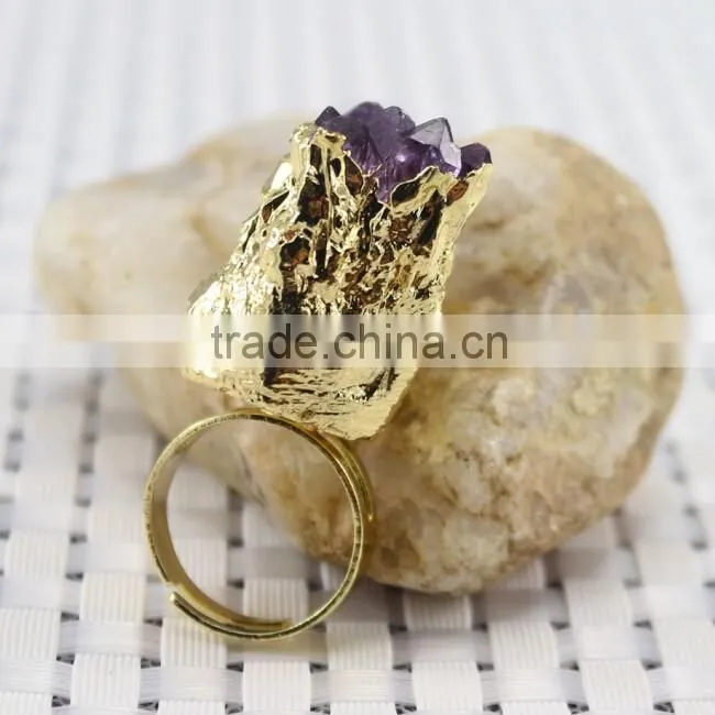 Druzy quartz amethyst gold plated ring