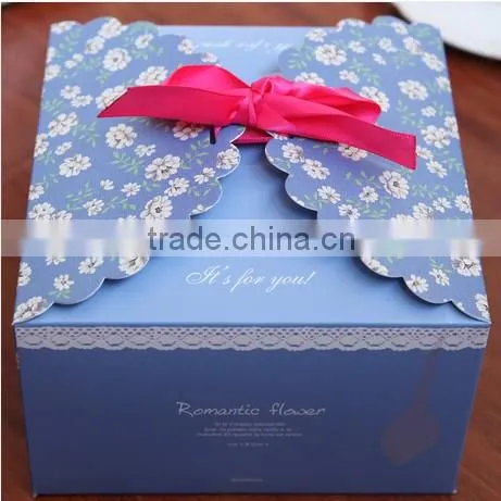 Custom blue paper gift boxes with ribbon for food