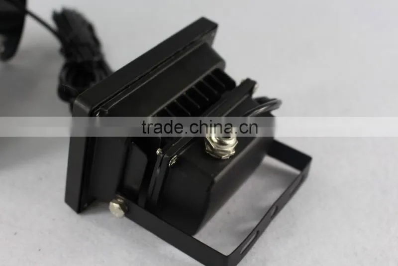 2016 factory made low price high brightness solar led flood light for country yard
