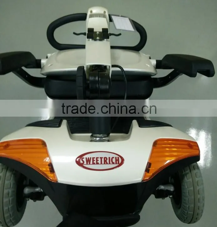 Folding mobility scooter for elderly use