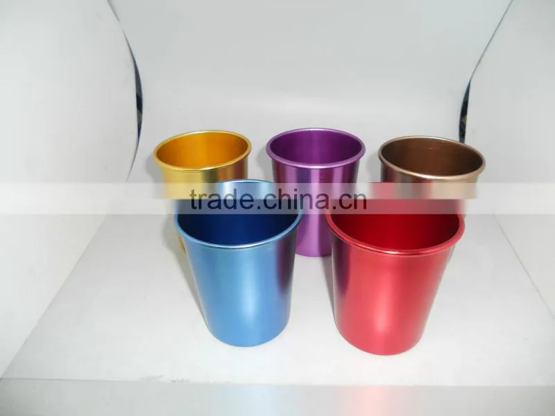 Small aluminium drinking mug