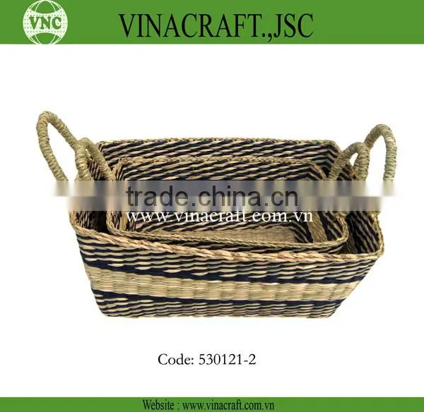 Seagrass laundry basket with lid