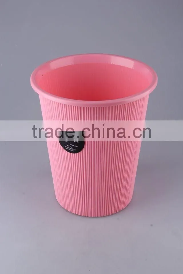 Plastic Trash Can/ Household Garbage Can with Circular Cover/Rubbish Bin