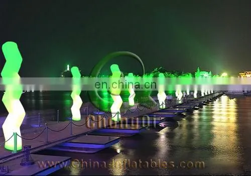 Remote control inflatable shaped light