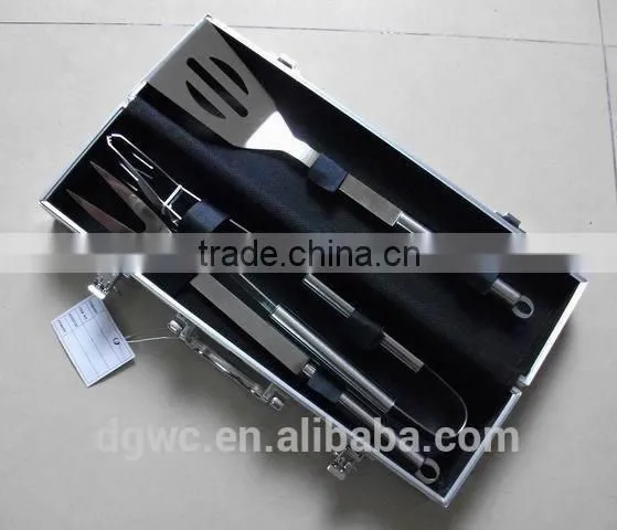 6pcs apron bbq set with wooden tool handle