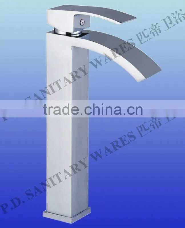 Brass Mixer Pillar Taps