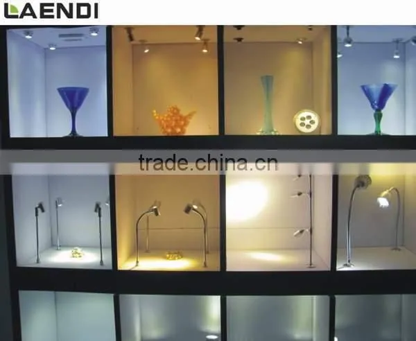 Black and Silvery color 3w jewelry led cabinet lighting with pole