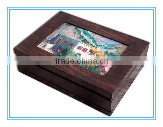 Classic wood storage box for tea