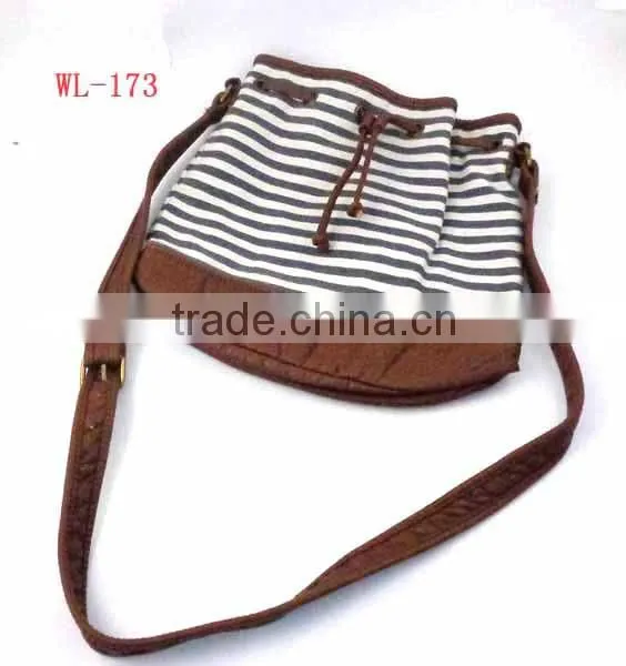 Mixed different navy stripe style canvas fabric travellers bags