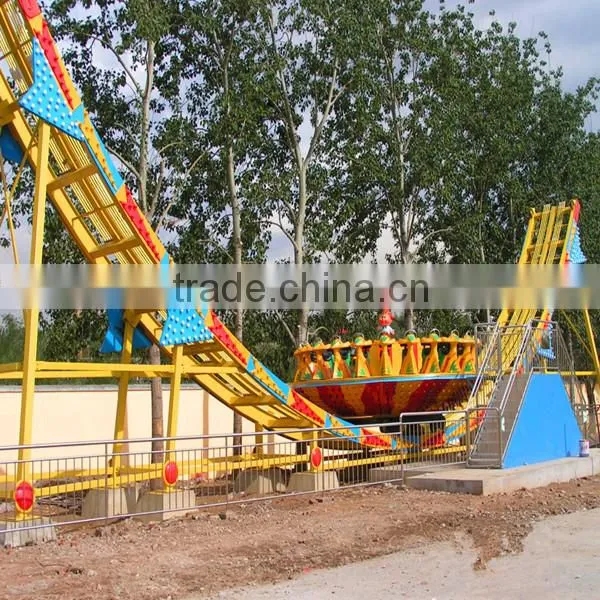 disco musical huge amusement ride flying saucer UFO play kids amusement rides