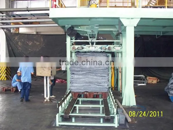 Rubber batch off cooling machine