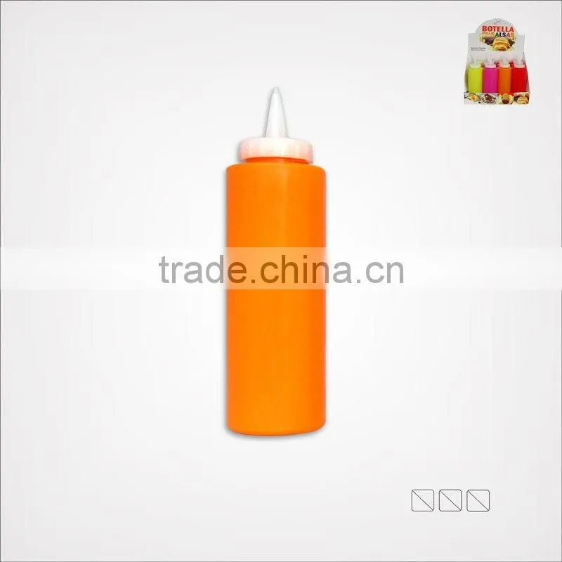 Plastic sauce bottle