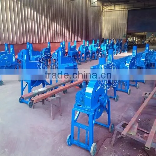 Small manual feeding ensiling chaff cutter for hay