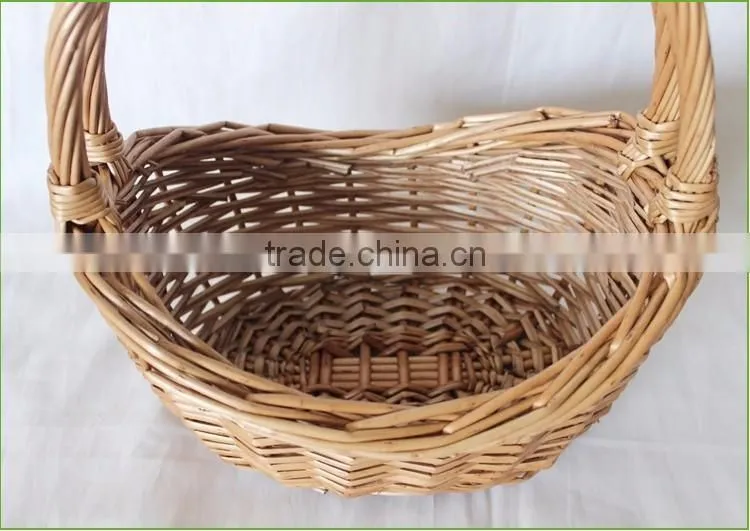 Durable wicker gift basket boat shape cane basket with handle
