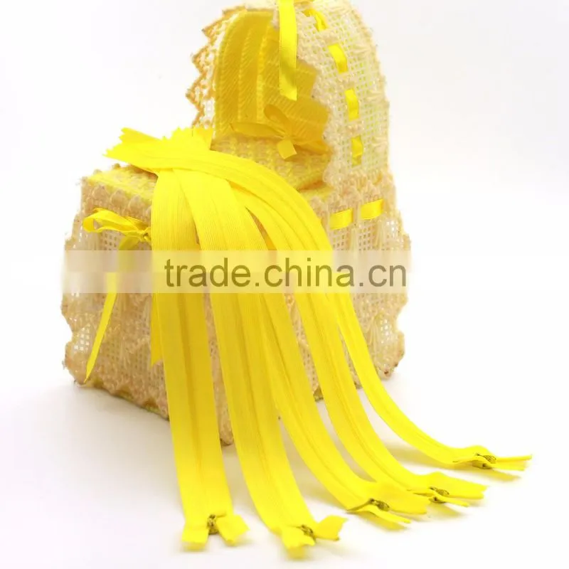 Eco-friendly Colorful 3# 30 cm Lace Tape Women Invisible Zipper